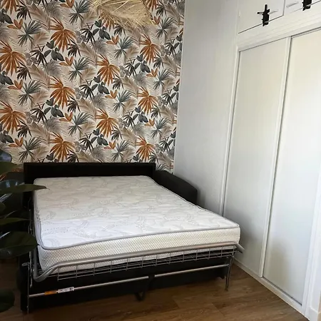 28 M² Piscine Апартаменти *