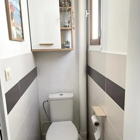 Апартаменти 28 M² Piscine Агд