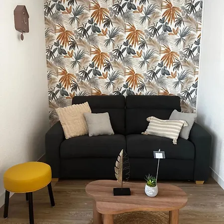 28 M² Piscine Агд